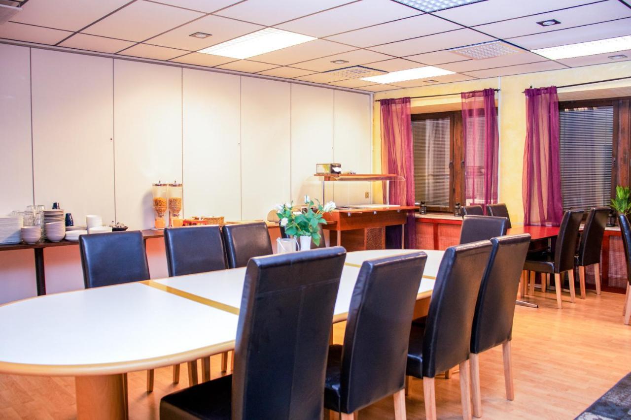 Euroway Hotel Гьотеборг Екстериор снимка
