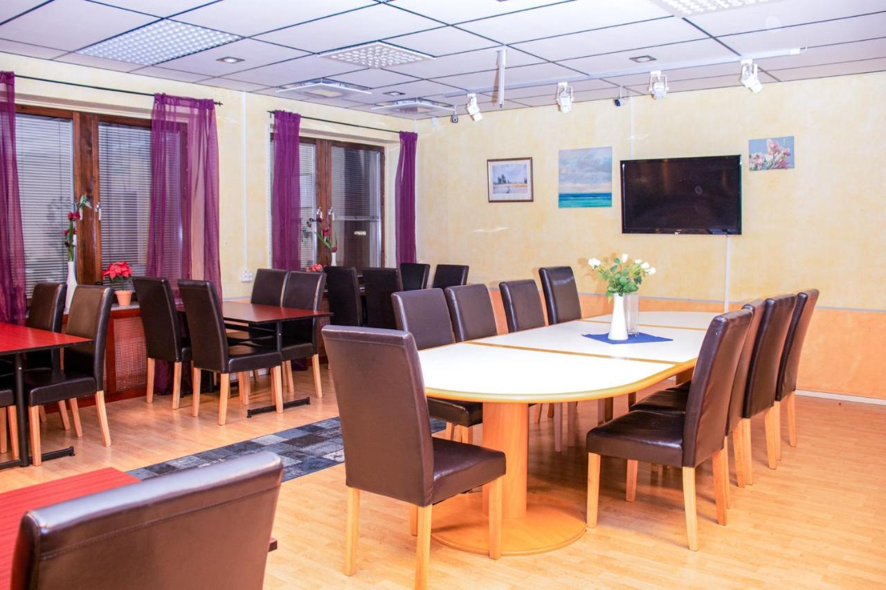 Euroway Hotel Гьотеборг Екстериор снимка